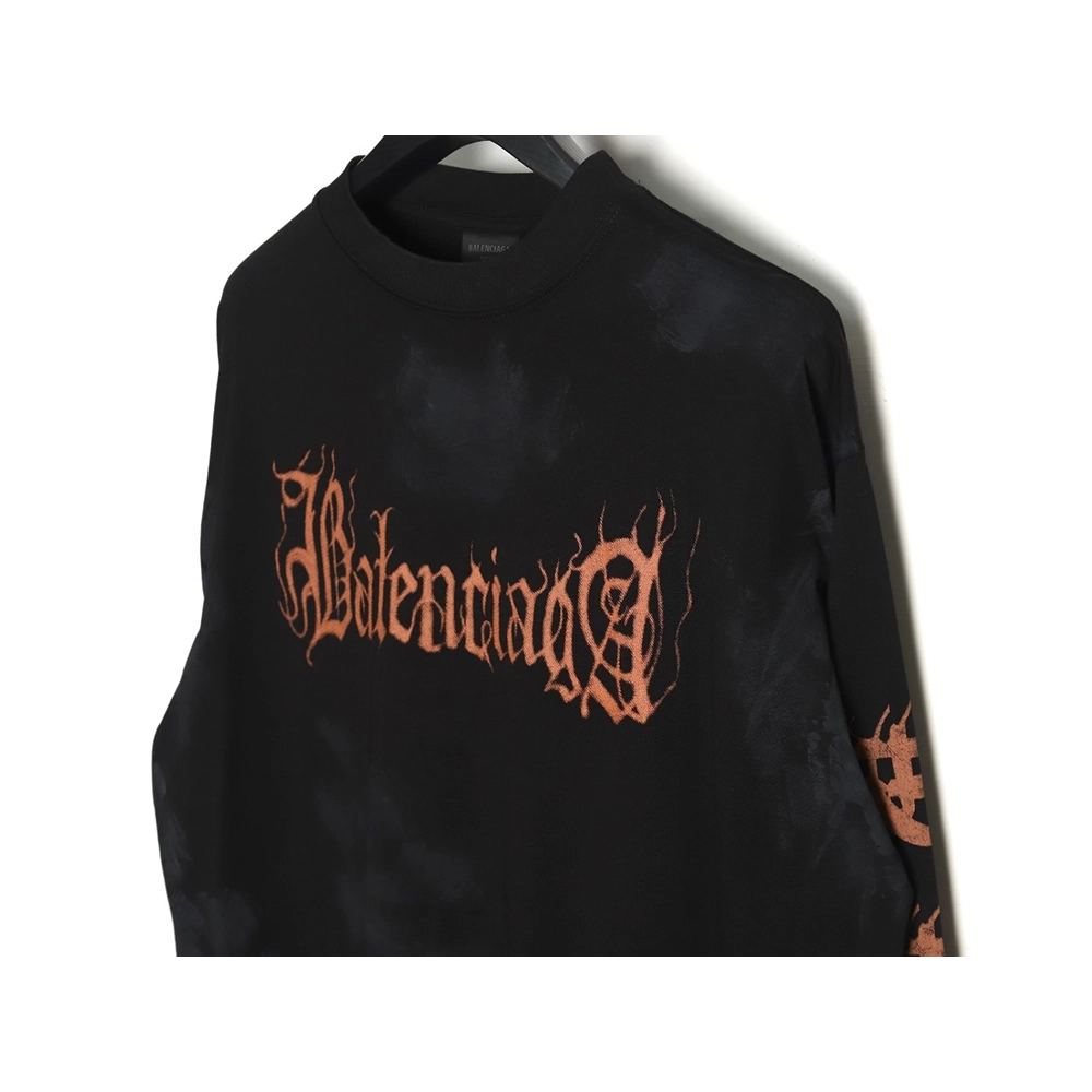 Balenciaga mud-dyed distressed metal Sanskrit long-sleeved T-shirt,All order with free shipping Balenciaga