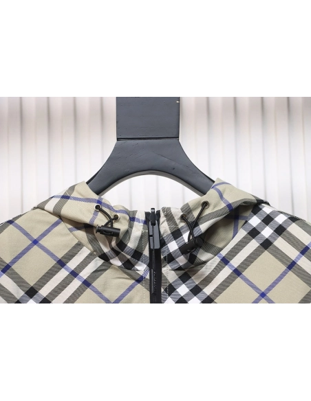 Burberry Check Warhorse Reversible Hooded Jacket TSK1,Burberry Jacket,Jacket,APPAREL