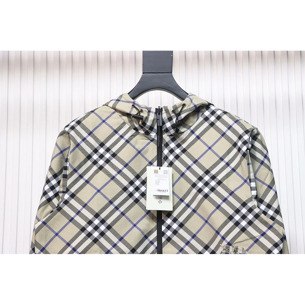 Burberry Check Warhorse Reversible Hooded Jacket TSK1,Burberry Jacket,Jacket,APPAREL