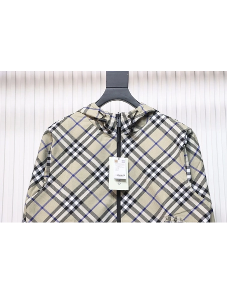 Burberry Check Warhorse Reversible Hooded Jacket TSK1,Burberry Jacket,Jacket,APPAREL