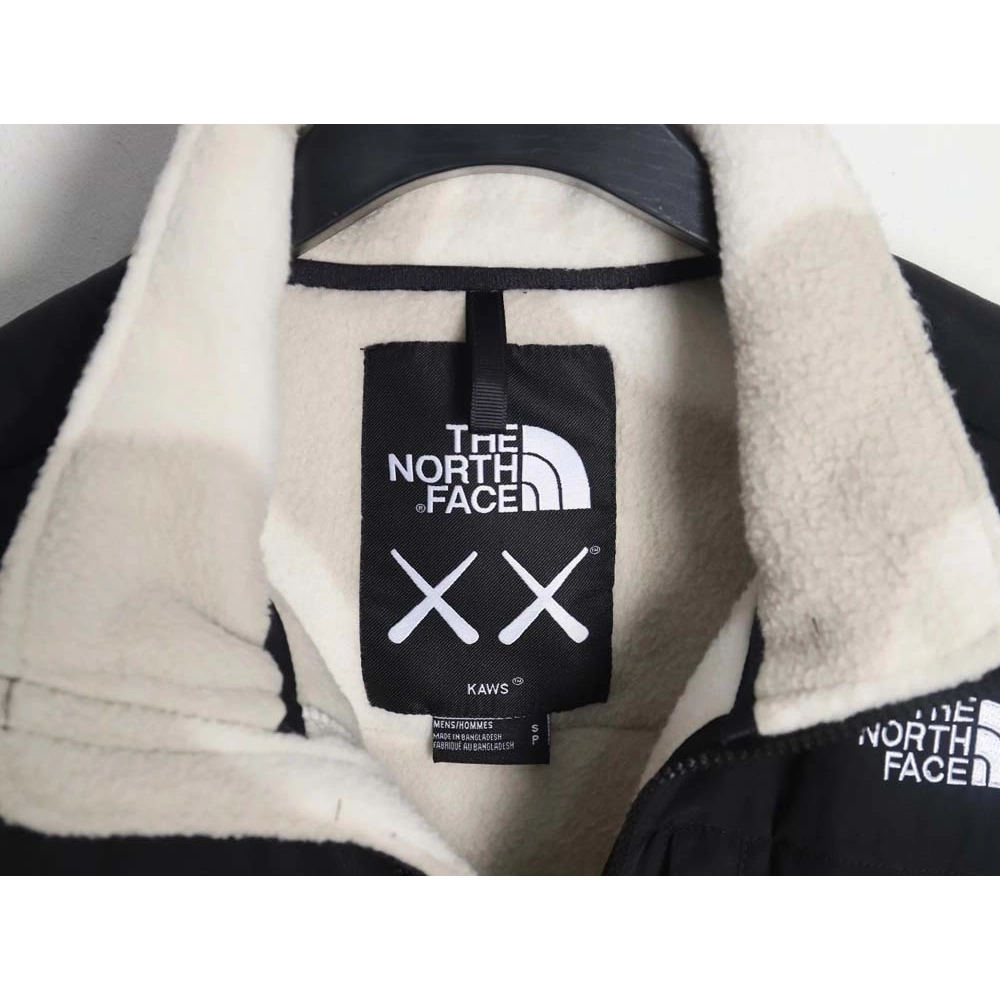 The North Face x KAWS North Face joint model FW23 1995 Denali Logo printed color block zipper fleece longsleeved jacket,The Nort