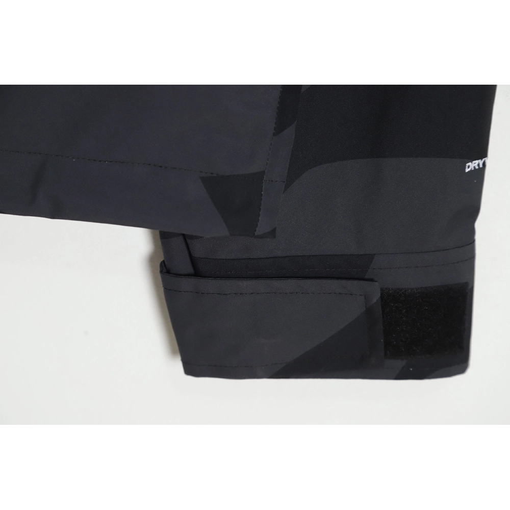 THE NORTH FACE x XX KAWS joint FW22 outdoor color matching hard shell hooded jacket TSK1,The North Face Jacket,Jacket,APPAREL