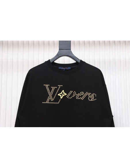 Louis Vuitton longsleeved sweatshirt with metal studs,Louis Vuitton Sweatshirt,Sweatshirt,APPAREL