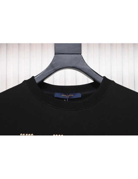 Louis Vuitton longsleeved sweatshirt with metal studs,Louis Vuitton Sweatshirt,Sweatshirt,APPAREL
