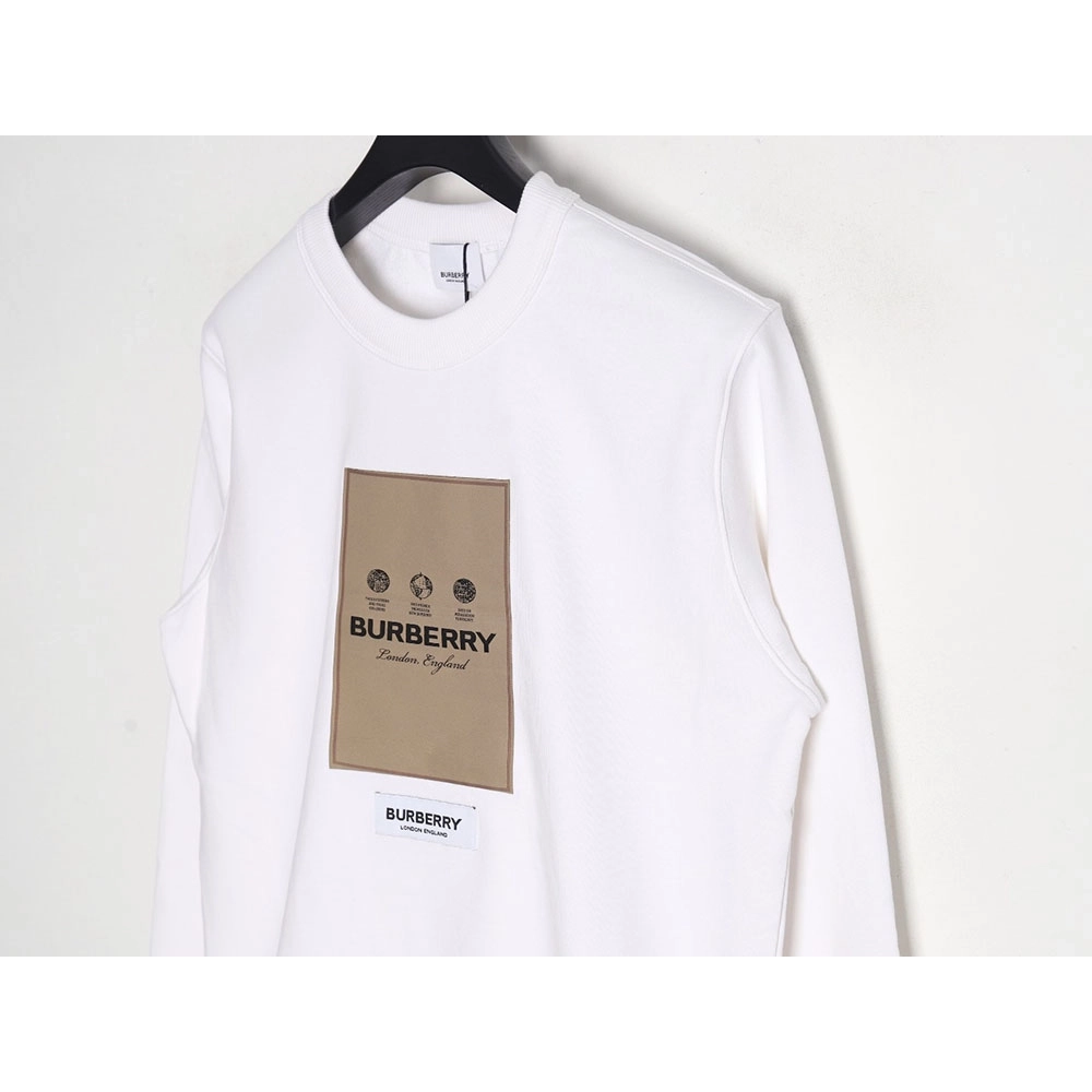 Burberry 22Fw patch label crew neck sweatshirt,Burberry Sweatshirt,Sweatshirt,APPAREL