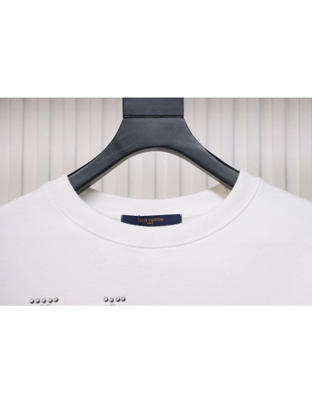 Louis Vuitton longsleeved sweatshirt with metal studs TSK1,Cheap Replica Reps Louis Vuitton