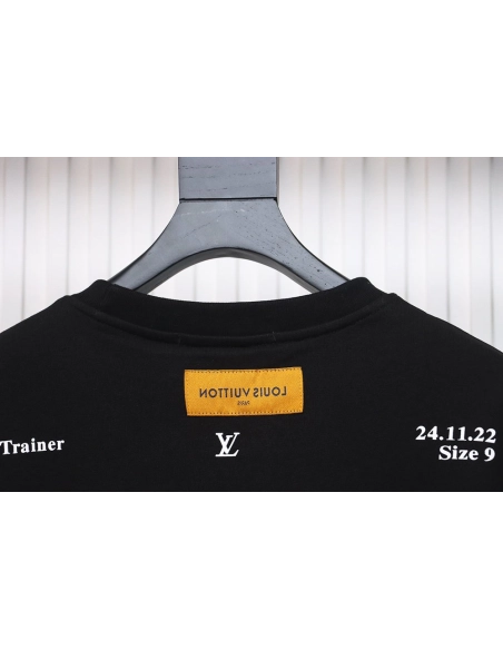 Louis Vuitton lettering shoe print crewneck sweatshirt,Cheap Replica Reps Louis Vuitton