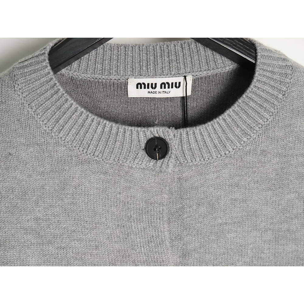 Miu miu embroidered logo sweater cardigan,Cheap Replica Reps Miu Miu
