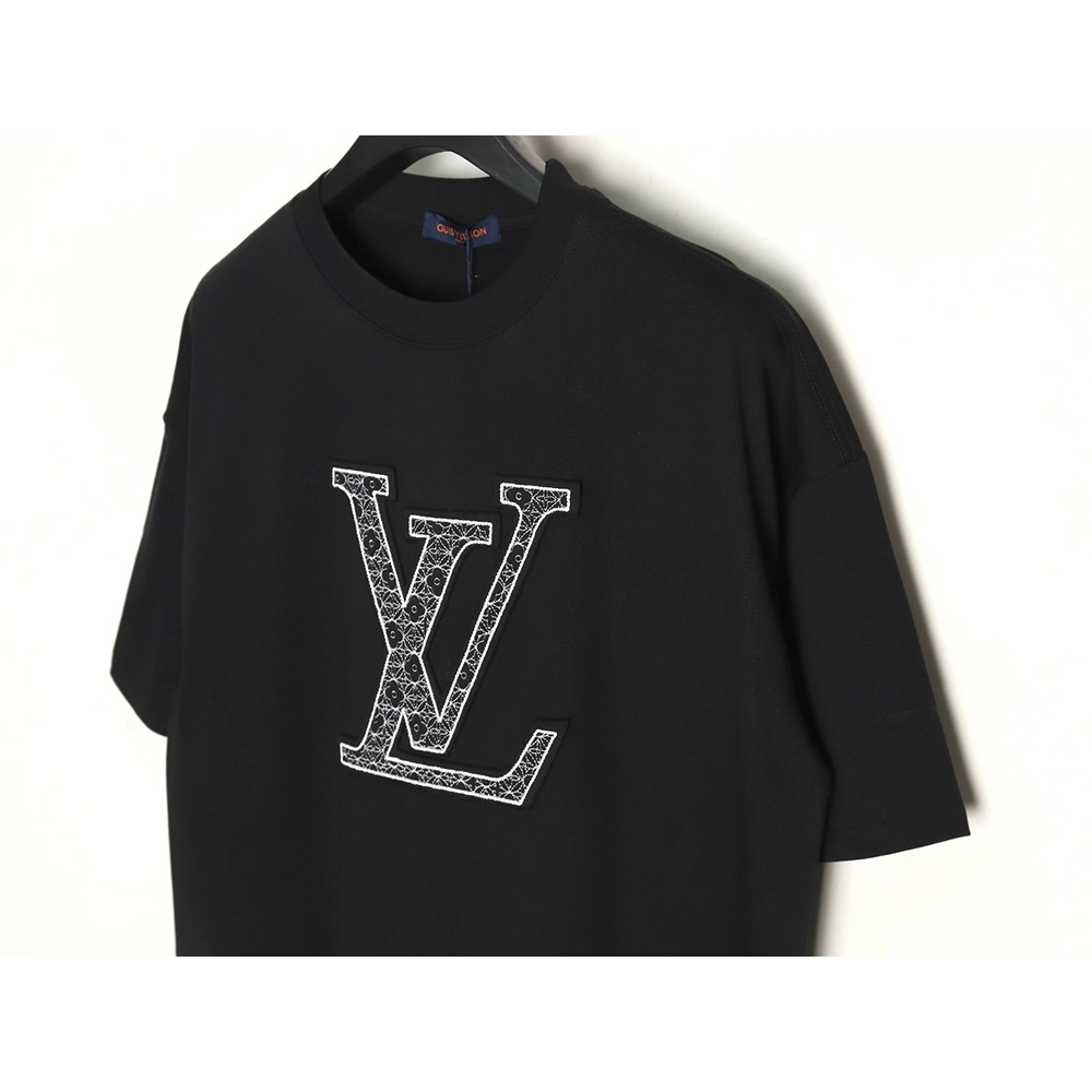 Louis Vuitton big logo monogram embroidered Tshirt TSK1,Cheap Replica Reps Louis Vuitton