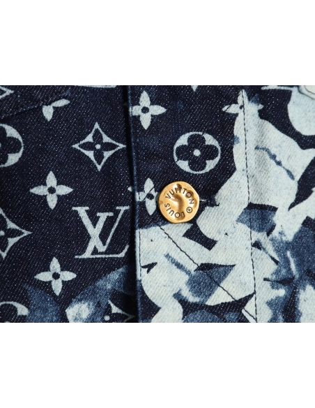 Louis Vuitton classic monogram peak collar blue denim jacket,Cheap Replica Reps Louis Vuitton