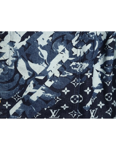 Louis Vuitton classic monogram peak collar blue denim jacket,Cheap Replica Reps Louis Vuitton