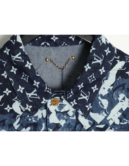 Louis Vuitton classic monogram peak collar blue denim jacket,Cheap Replica Reps Louis Vuitton