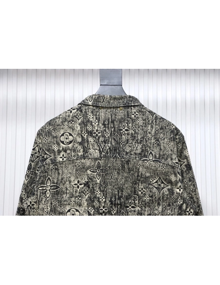 Louis Vuitton vintage embossed denim jacket,Cheap Replica Reps Louis Vuitton