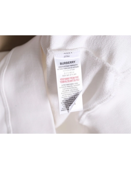 Burberry patch logo crewneck sweatshirt,Burberry Sweatshirt,Low Price High quality,legit seller