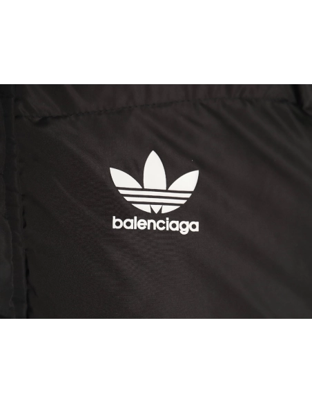 Balenciaga Adidas Clover threestripe century joint bread suit,buy cheap,low price and discount Balenciaga