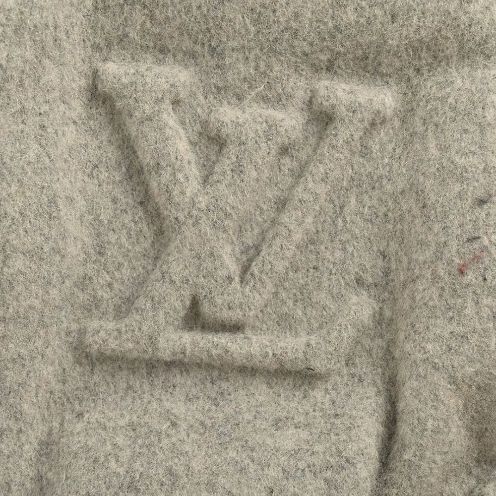 Louis Vuitton presbyopia embossed down jacket,Louis Vuitton