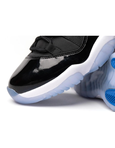 AIR JORDAN 11 LOW SPACE JAM FV5104 004,AIR JORDAN 11,Air Jordan