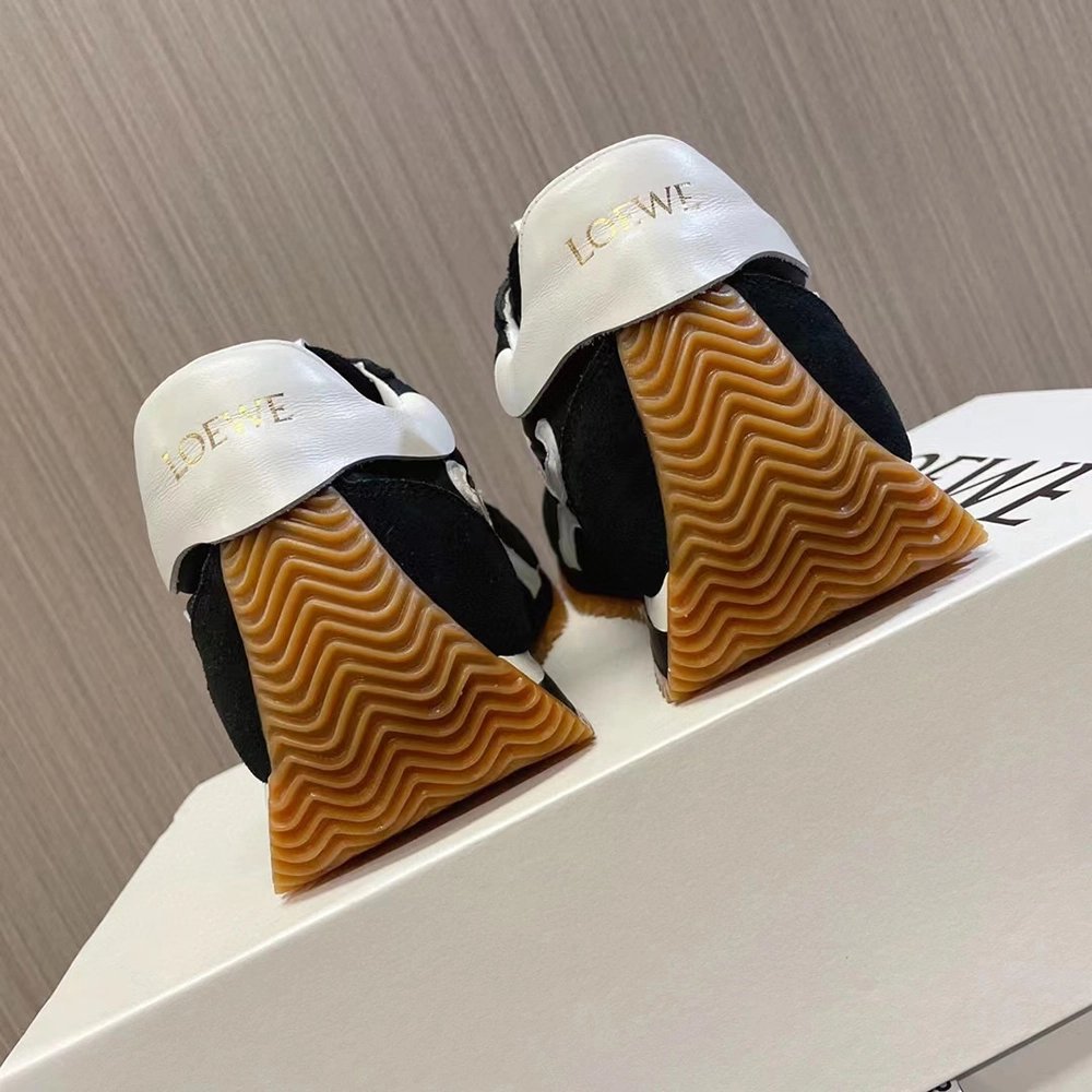 Loewe Laceup runner sneaker,LOEWE SNEAKERS,Other Brand Sneakers