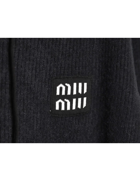 Miu Miu logo embroidered zipup hooded sweater,Miu Miu,MIU-21241215