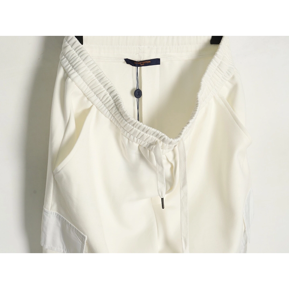 Louis Vuitton pocket embroidered logo cotton cargo trousers,Louis Vuitton Jeans,CASUAL PANTS,APPAREL
