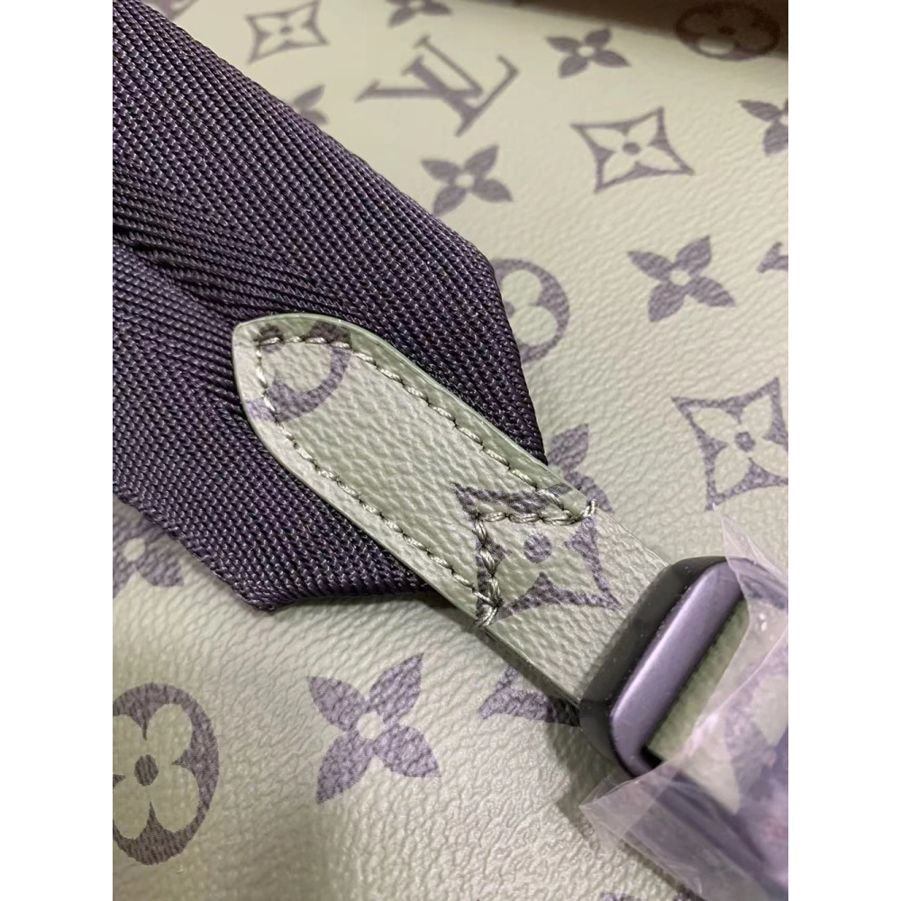 Louis Vuitton Discovery PM Backpack Bags M46802 29X38X20cm,Louis Vuitton Bags