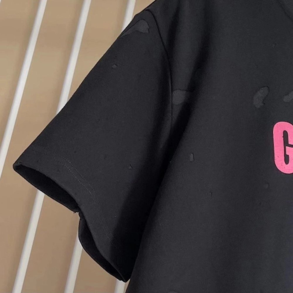 Givenchy Paris Distressed Oversized T Shirt Black Red,Givenchy T Shirt,Tshirt,Low price high quality.