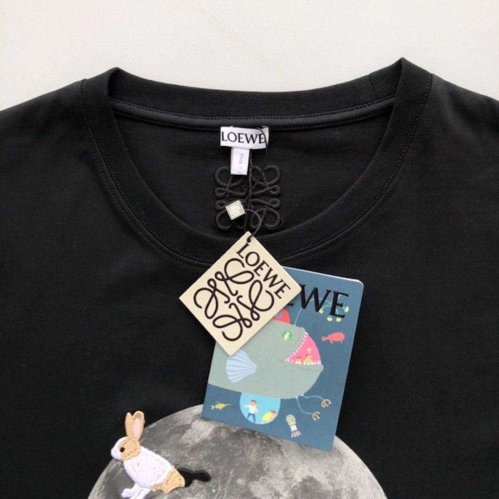 Loewe Relaxed fit T-shirt in cotton Black,Loewe T Shirt,Tshirt,Low price high quality.