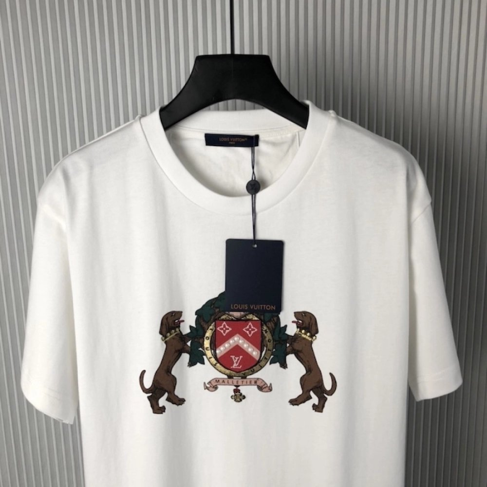 Louis Vuitton Embellished Cotton T-Shirt 1AGJZR,Louis Vuitton T Shirt,Tshirt,Low price high quality.