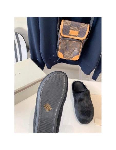 Marni Black LONG-HAIR CALFSKIN FUSSBETT SABOT Slide,Marni Slide,Men Sneakers