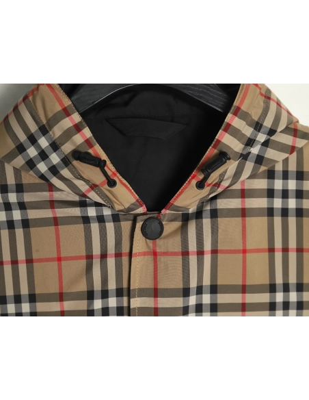 Burberry Check Reversible Button Hooded Jacket,Burberry