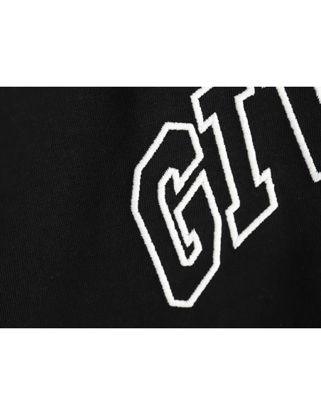 Givenchy hollow arc letter embroidered short-sleeved T-shirt TSK1,Givenchy