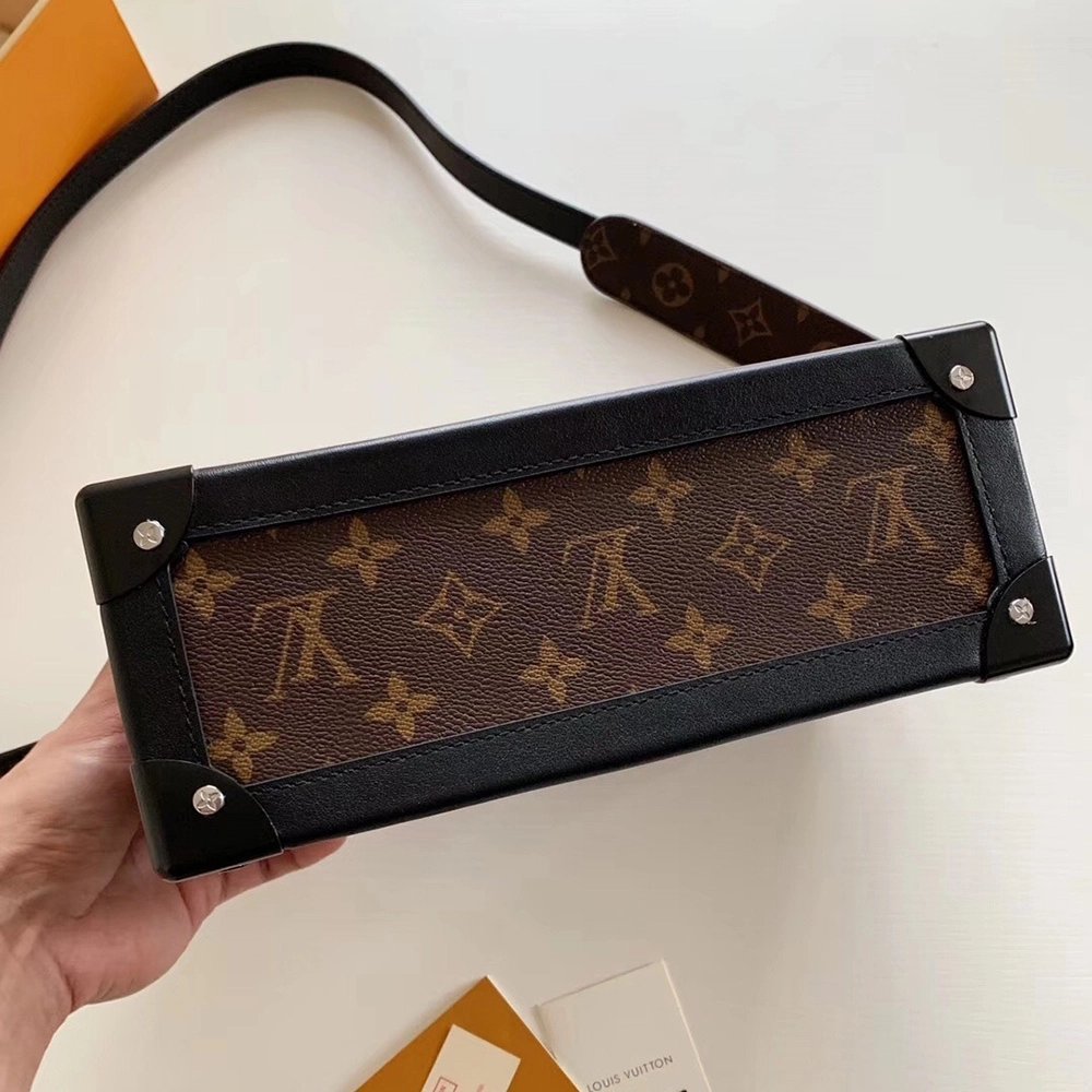 Louis Vuitton Bags M44427 24.5X10X17.5cm