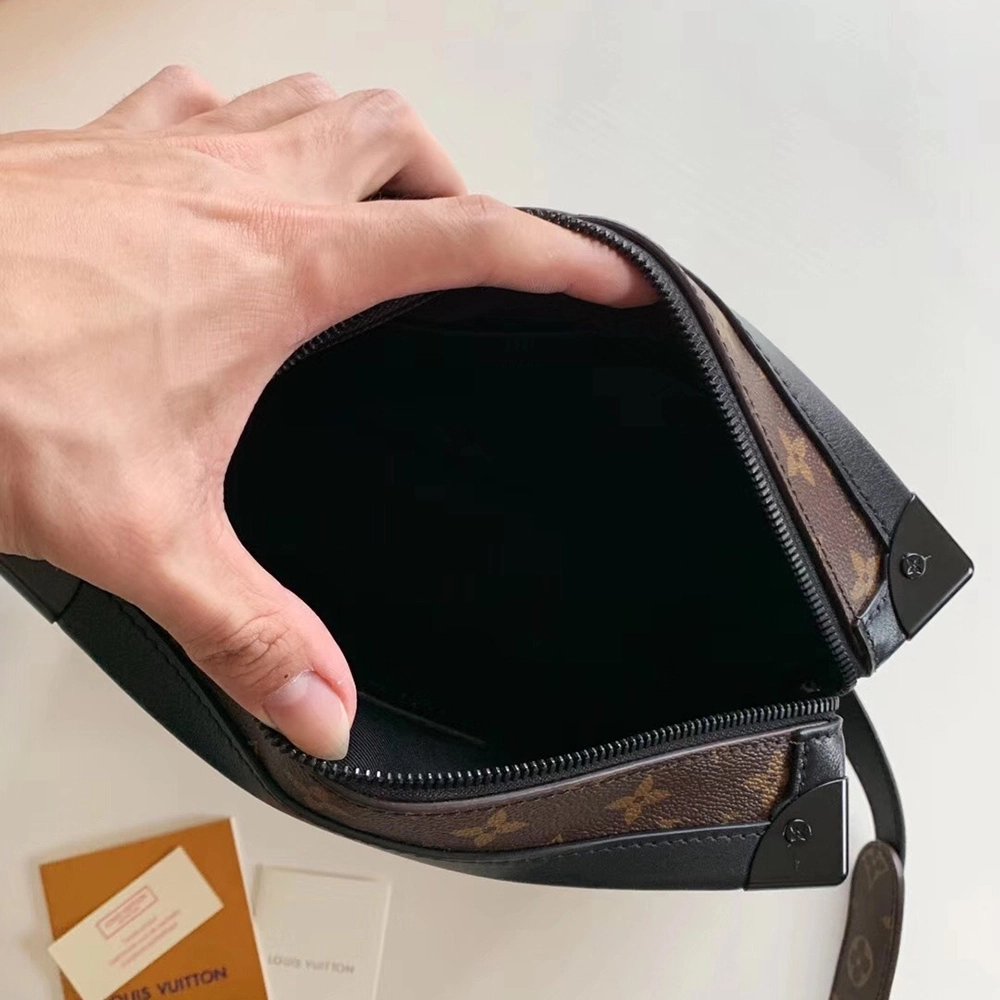 Louis Vuitton Bags M44427 24.5X10X17.5cm