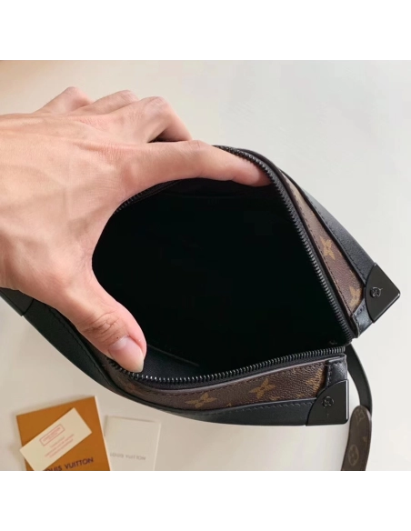 Louis Vuitton Bags M44427 24.5X10X17.5cm