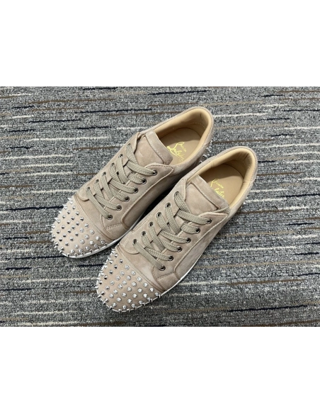 Discount Christian Louboutin Seavaste 2 Orlato Flat Low-top Suede Leather Sand Outlet