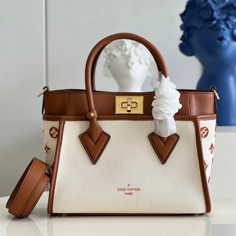 Louis Vuitton Bags M59905 25X20X12cm