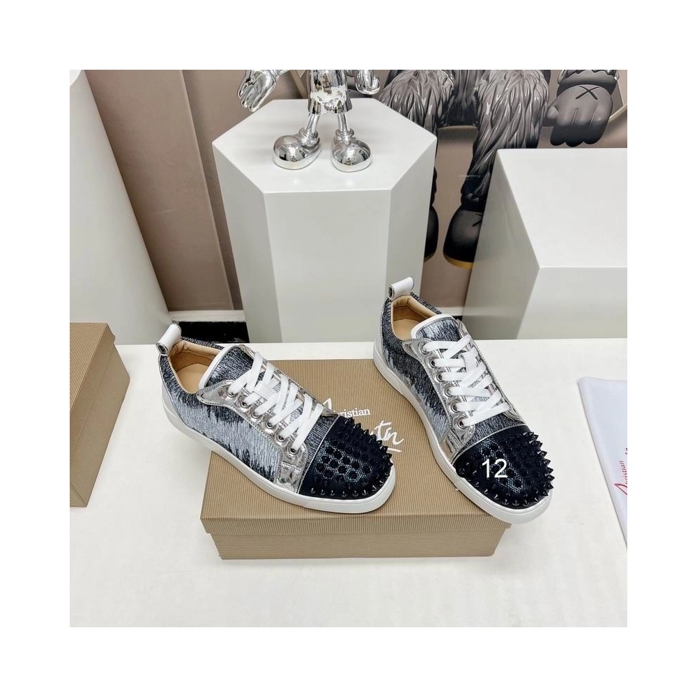 Fake Christian Louboutin Louis Junior Spikes Orlato Sneakers Leather Multicolor
