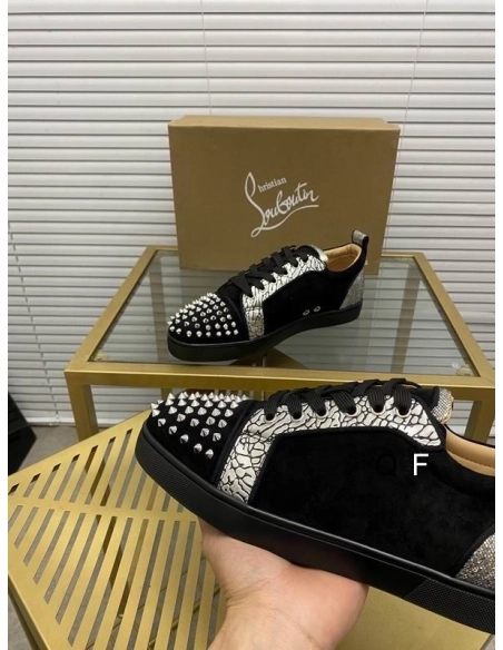 Cheap Christian Louboutin Louis Junior Spikes Orlato Sneakers Leather and Suede Black Sale Online