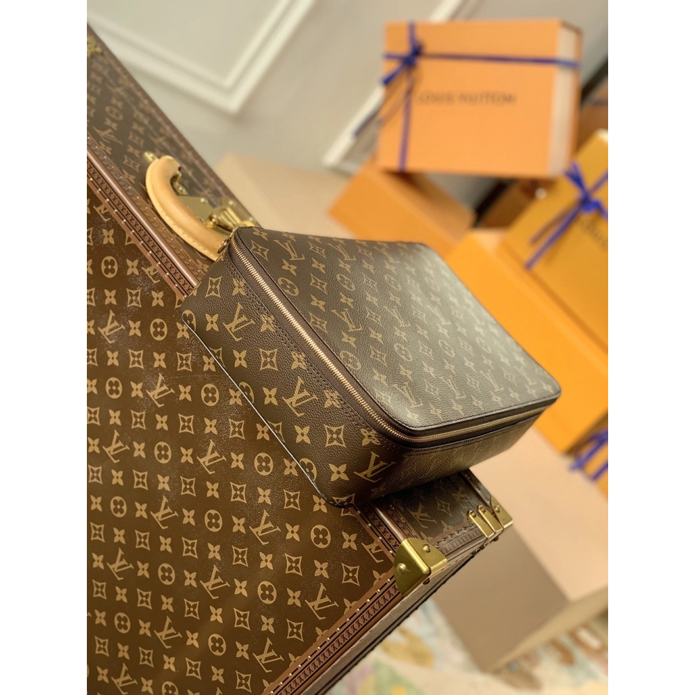 Louis Vuitton Bags M43690 34X22X8.5cm