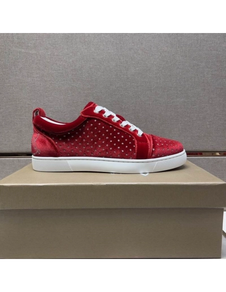 Discount Christian Louboutin Fun Louis Junior Men Low-top Sneakers Veau Velours with Strass Red Outlet