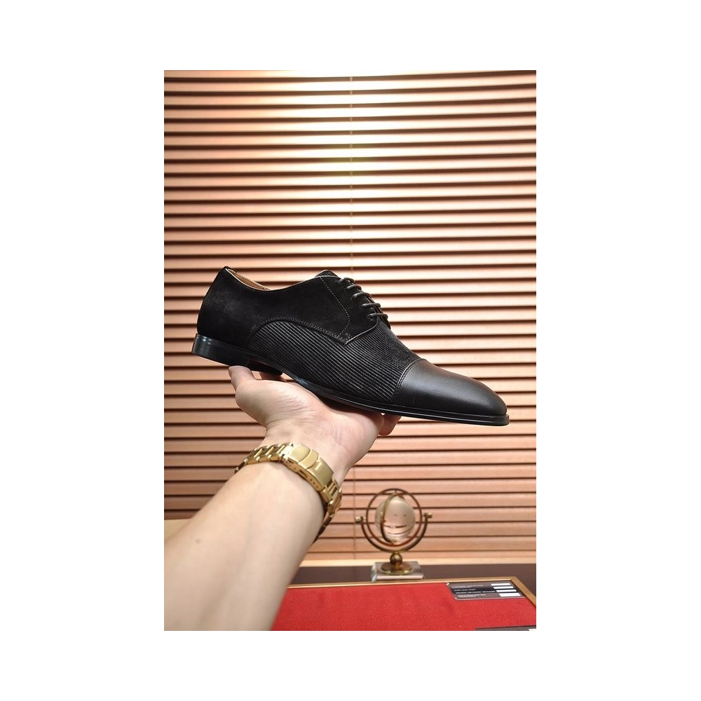 Discount Christian Louboutin Greggo Oxford Calf Leather and Suede Black Outlet Online