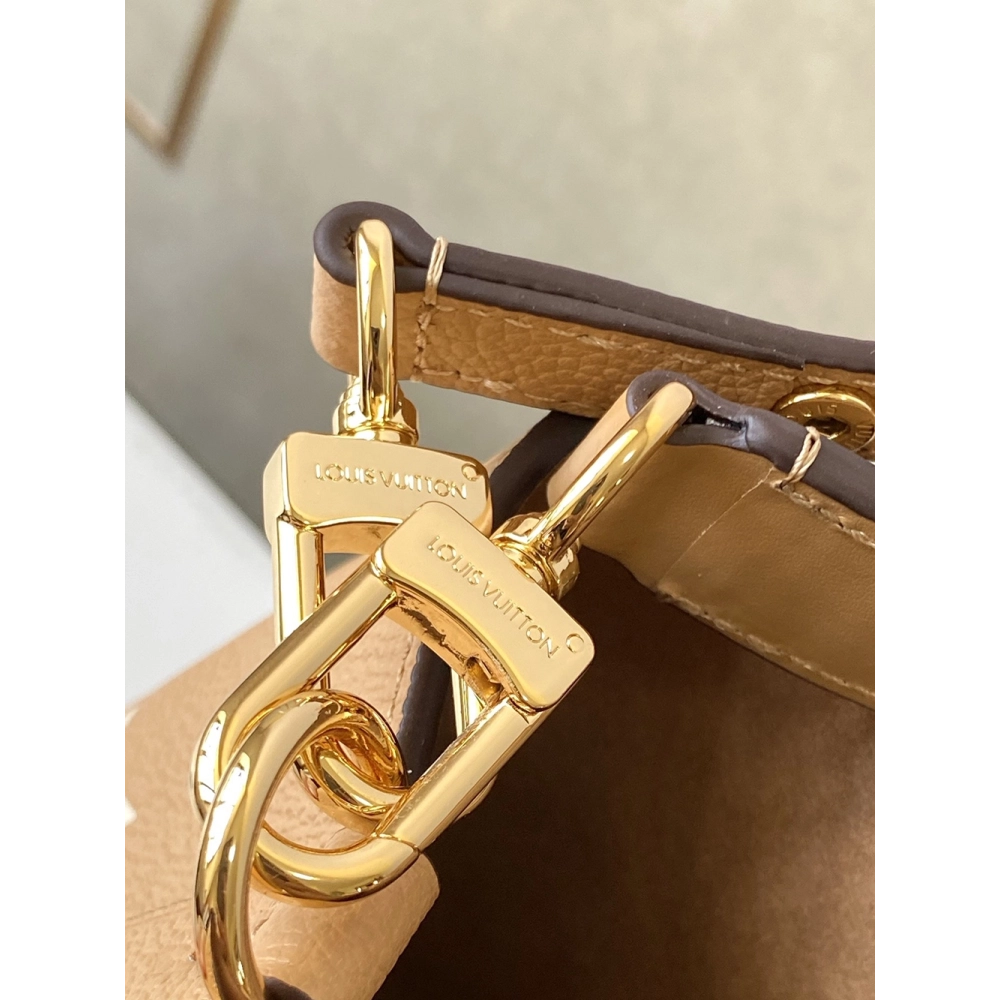 Louis Vuitton Bags M45080 26X26X17.5cm