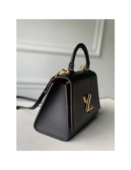 Louis Vuitton Bags M57093 17X25X11cm