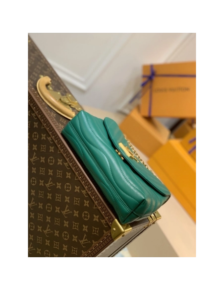 Louis Vuitton Bags M58664 24X14X9cm