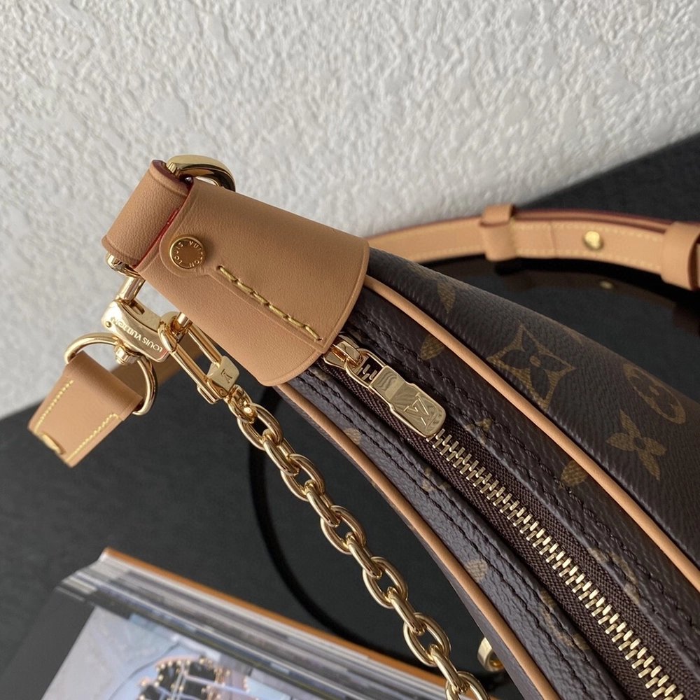 Louis Vuitton Bags 44036M 24X6X22cm