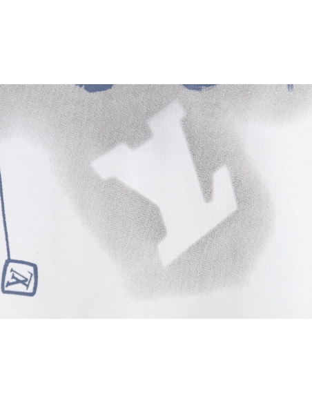 Louis Vuitton collar graffiti letters printed large logo shortsleeved Tshirt,cheap Louis Vuitton