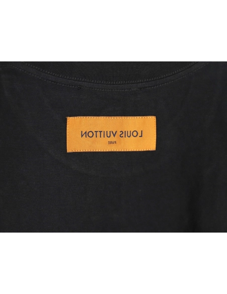 Louis Vuitton embroidered logo badge shortsleeved Tshirt,cheap Louis Vuitton