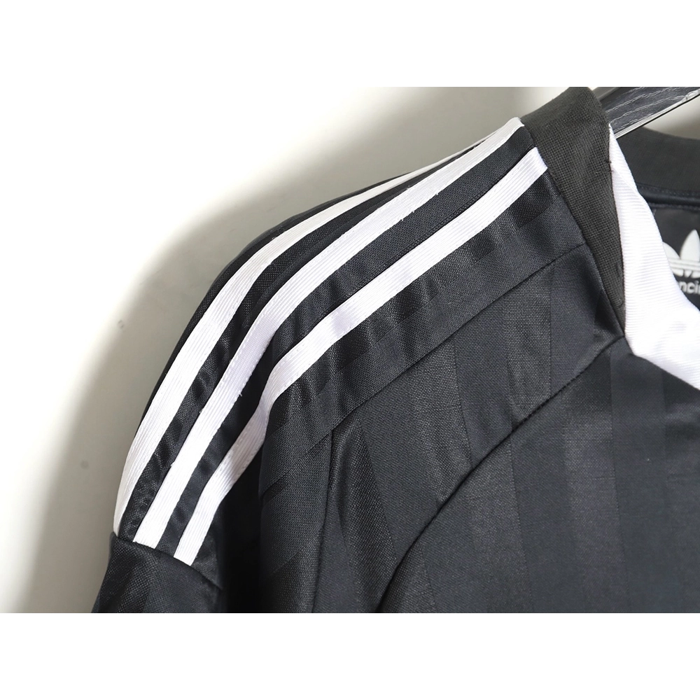 Balenciaga &amp; Adidas joint Manchester United jersey short sleeves,Balenciaga