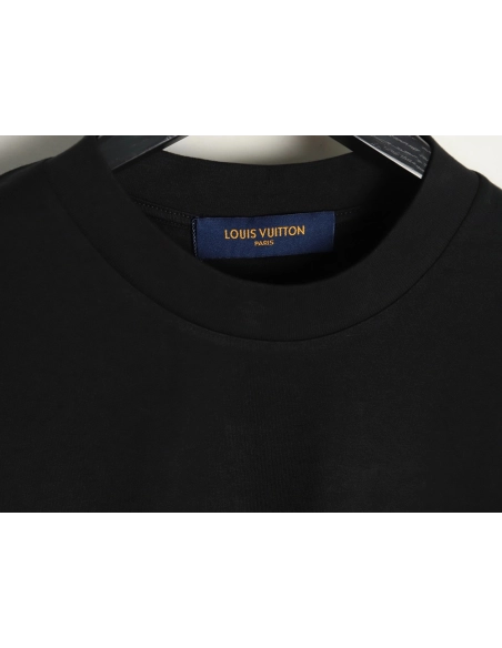 Louis Vuitton Cursive Chain Embroidered T-shirt TSK1,Louis Vuitton