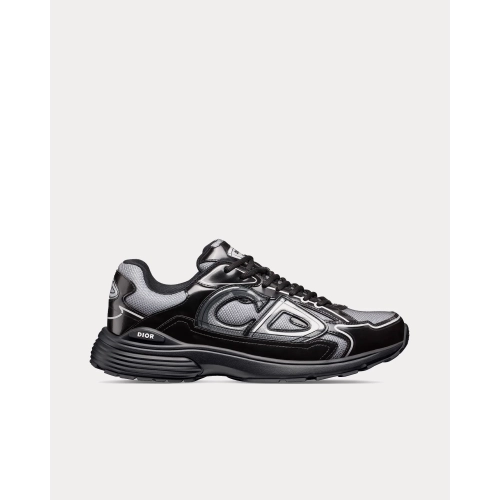 A House staple, the athletic and modern B30 sneaker is offered in a new version combining technical savoir-faire and sophisticat